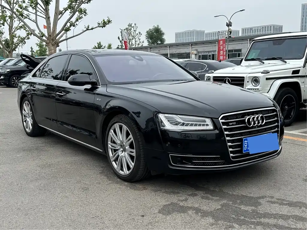Audi A8 2015 — фото 3