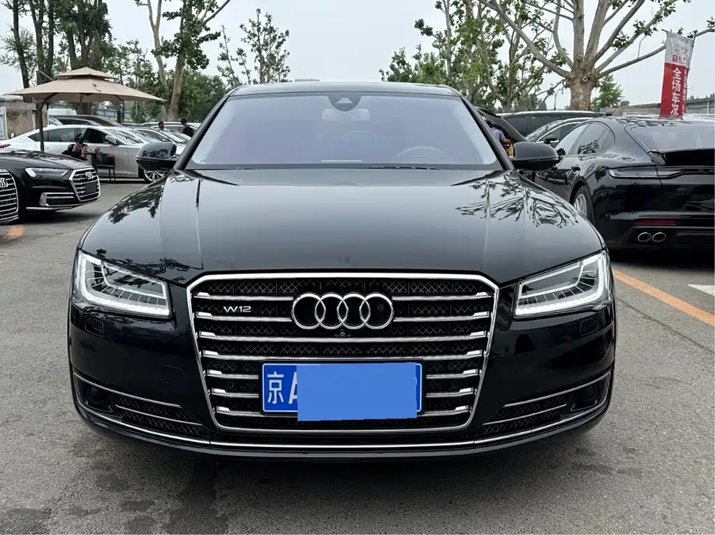 Audi A8 2015 — фото 2