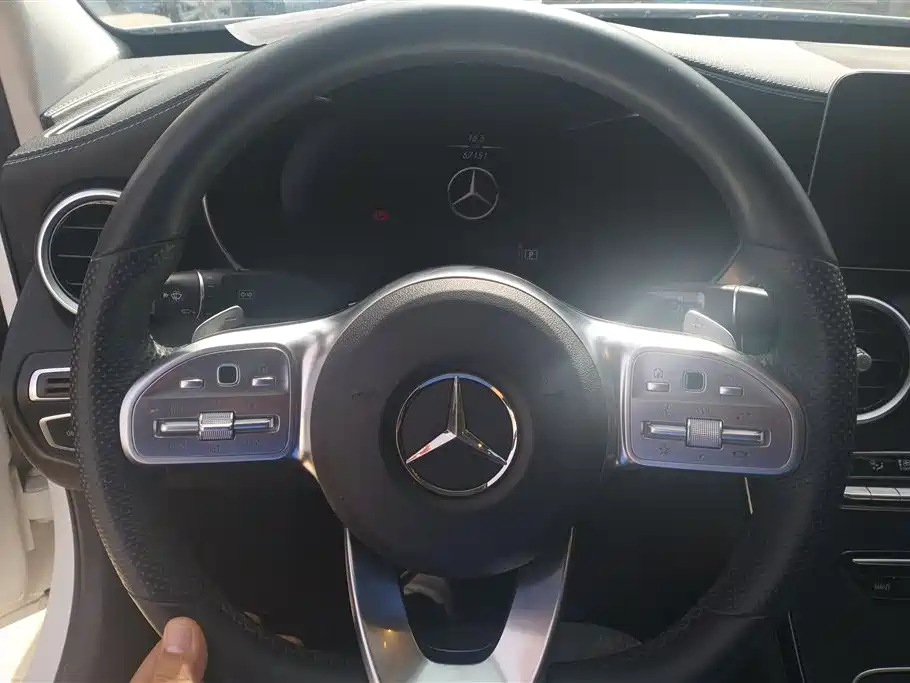 Mercedes-Benz C-Class 2020 — фото 15