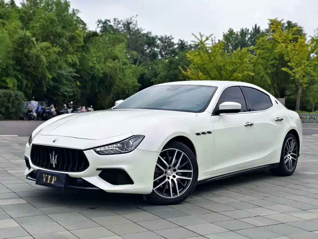 Maserati Ghibli 2017 — фото 1