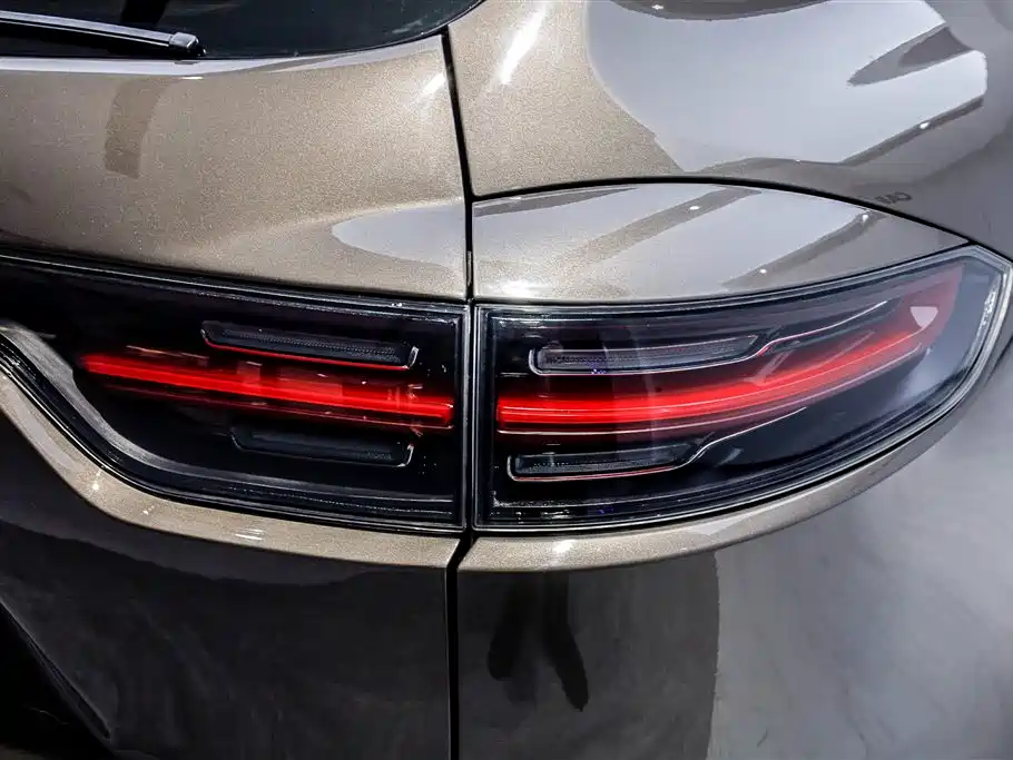 Porsche Cayenne 2012 — фото 14
