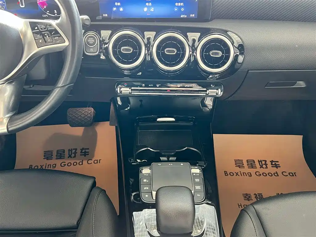 Mercedes-Benz A-Class 2023 — фото 16
