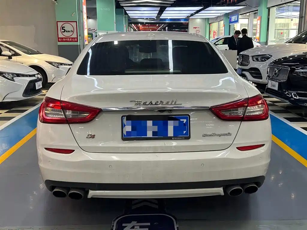 Maserati Quattroporte 2015 — фото 4