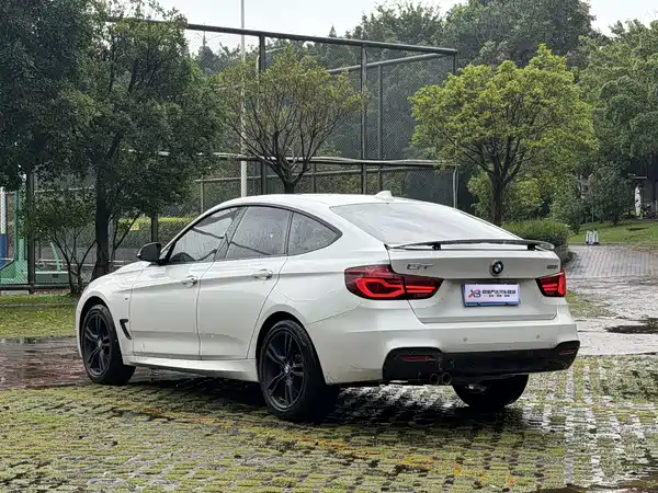 BMW 3 Series GT 2021