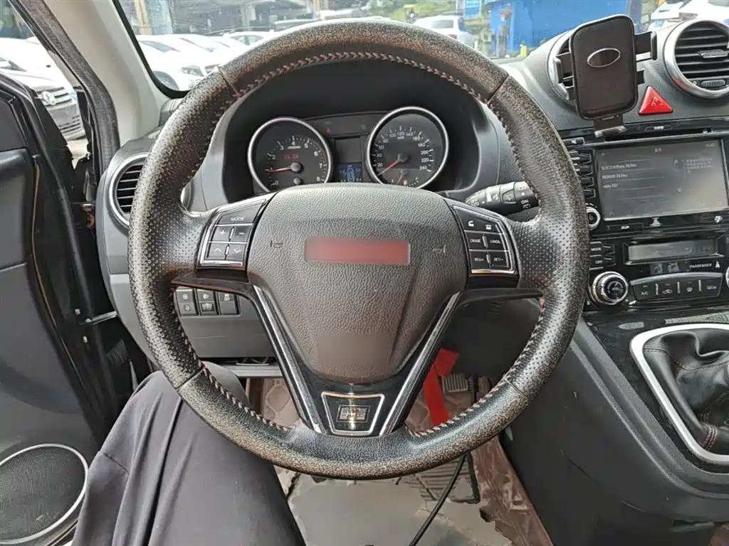 Haval H6 2015 — фото 11