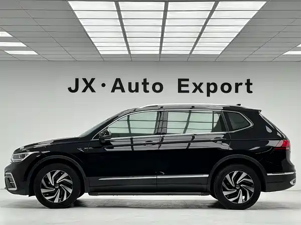 Volkswagen Tiguan L 2023