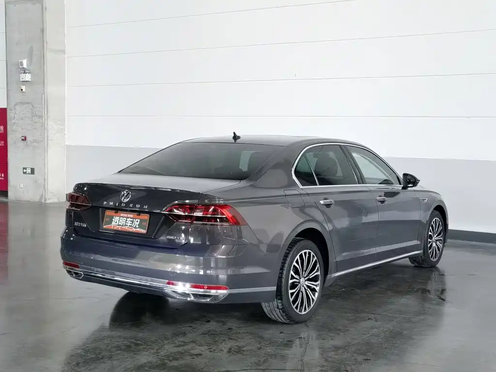 Volkswagen Phideon 2018 — фото 2