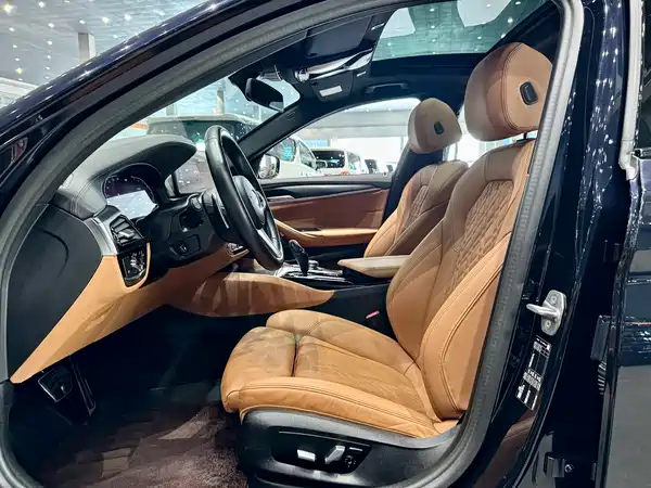 BMW 5 Series 2022