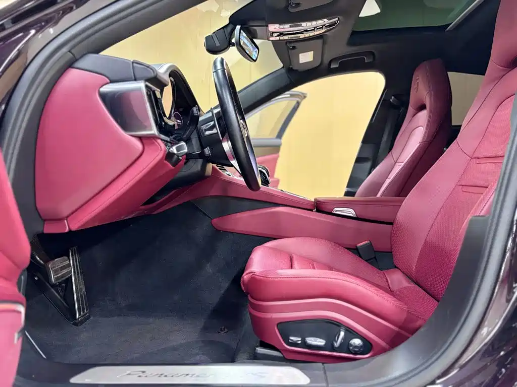Porsche Panamera 2017 — фото 10