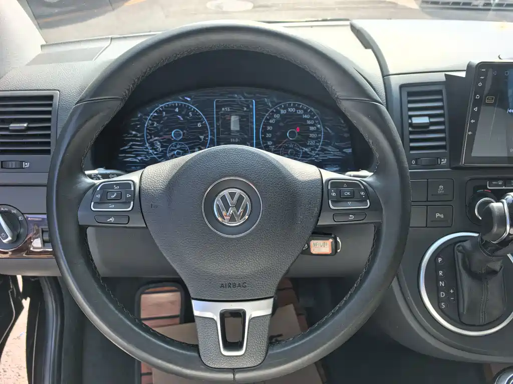 Volkswagen Metroway 2015 — фото 11