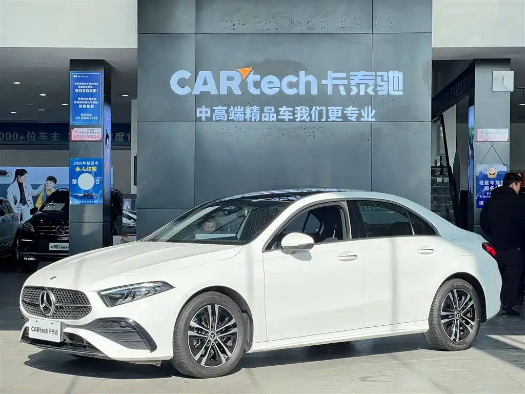 Mercedes-Benz A-Class 2023 — фото 1