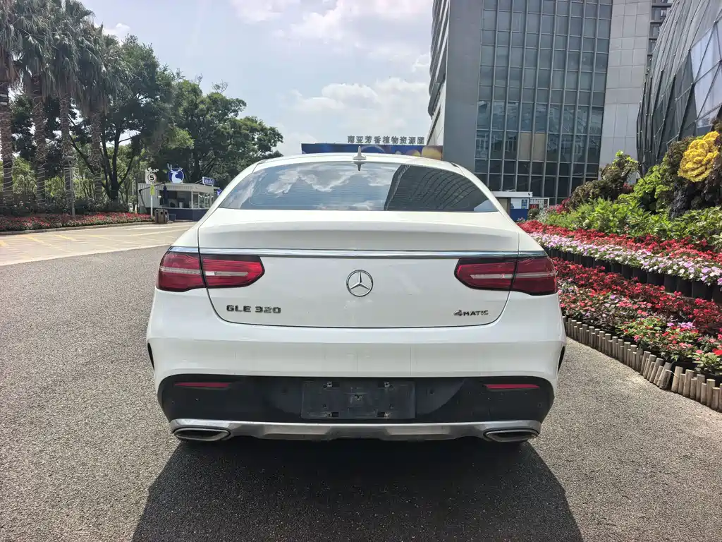 Mercedes-Benz GLE Coupe 2018 — фото 15