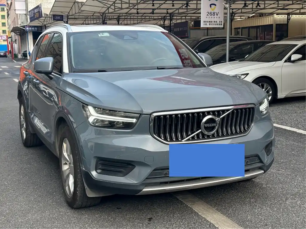 Volvo XC40 2019 — фото 5