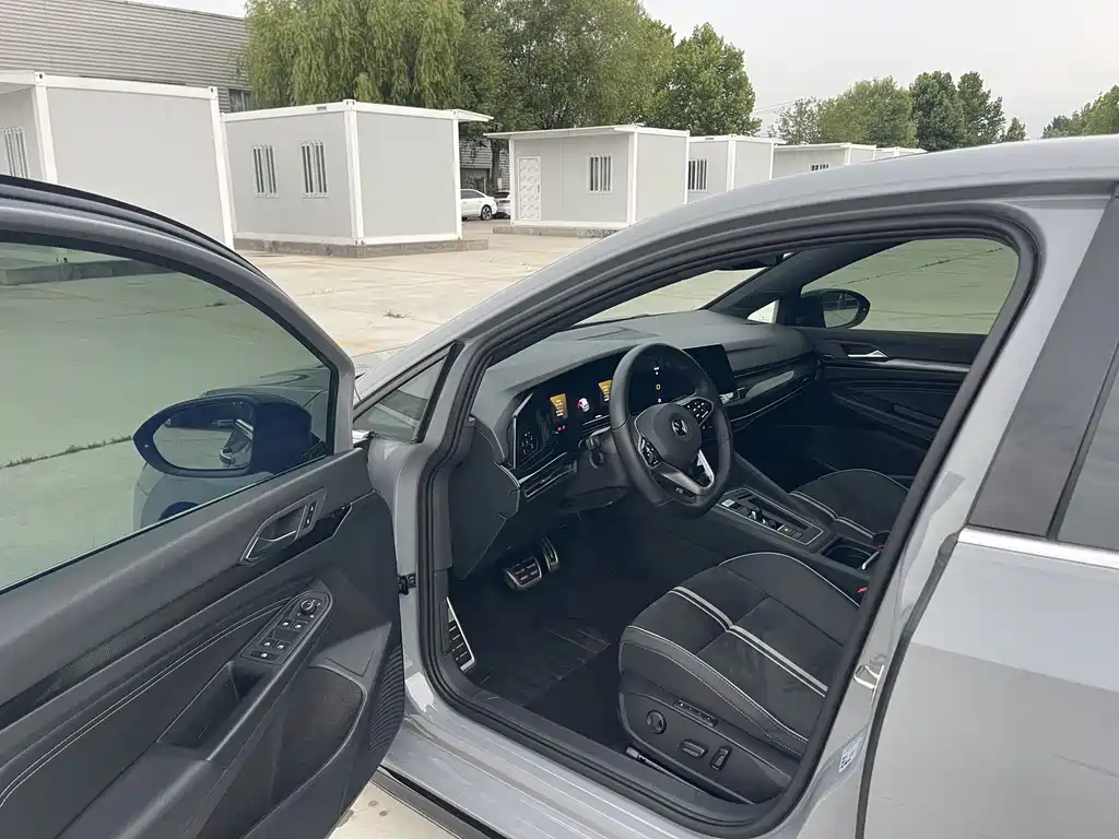 Volkswagen Golf 2022