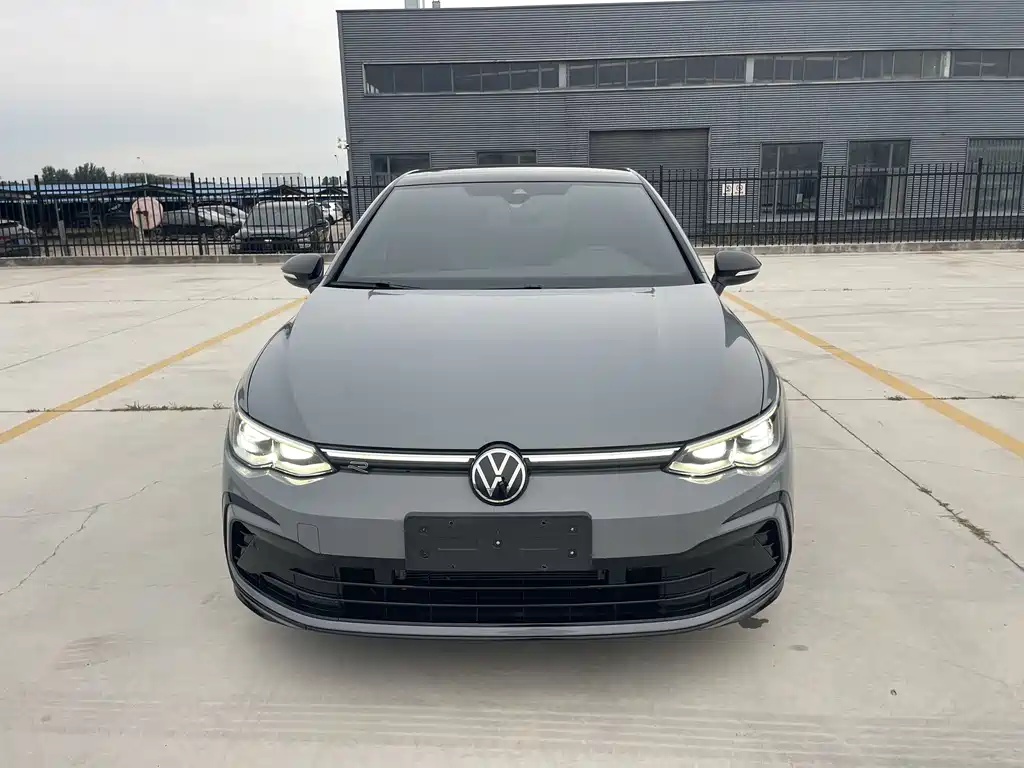 Volkswagen Golf 2022