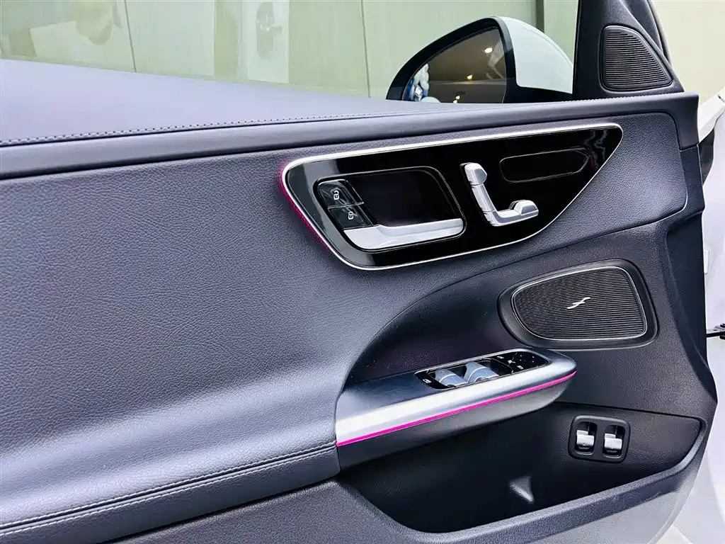 Mercedes-Benz C-Class New Energy 2024 — фото 11