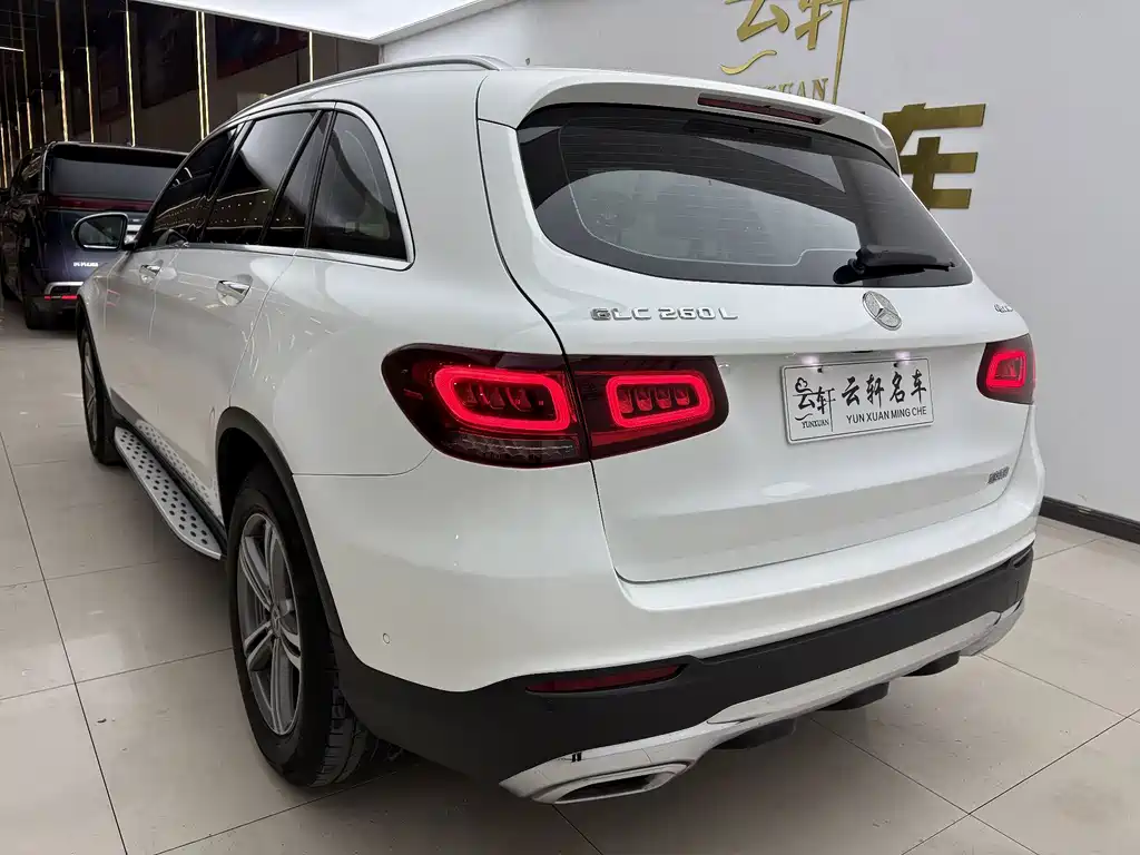 Mercedes-Benz GLC 2021