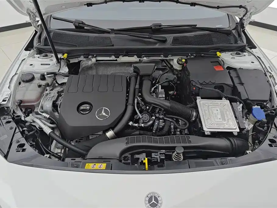 Mercedes-Benz A-Class 2023 — фото 10