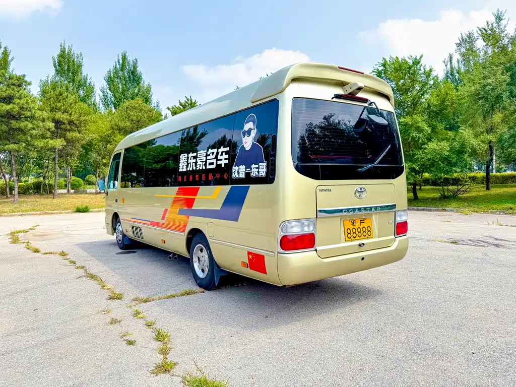 Toyota Coaster 2018 — фото 9