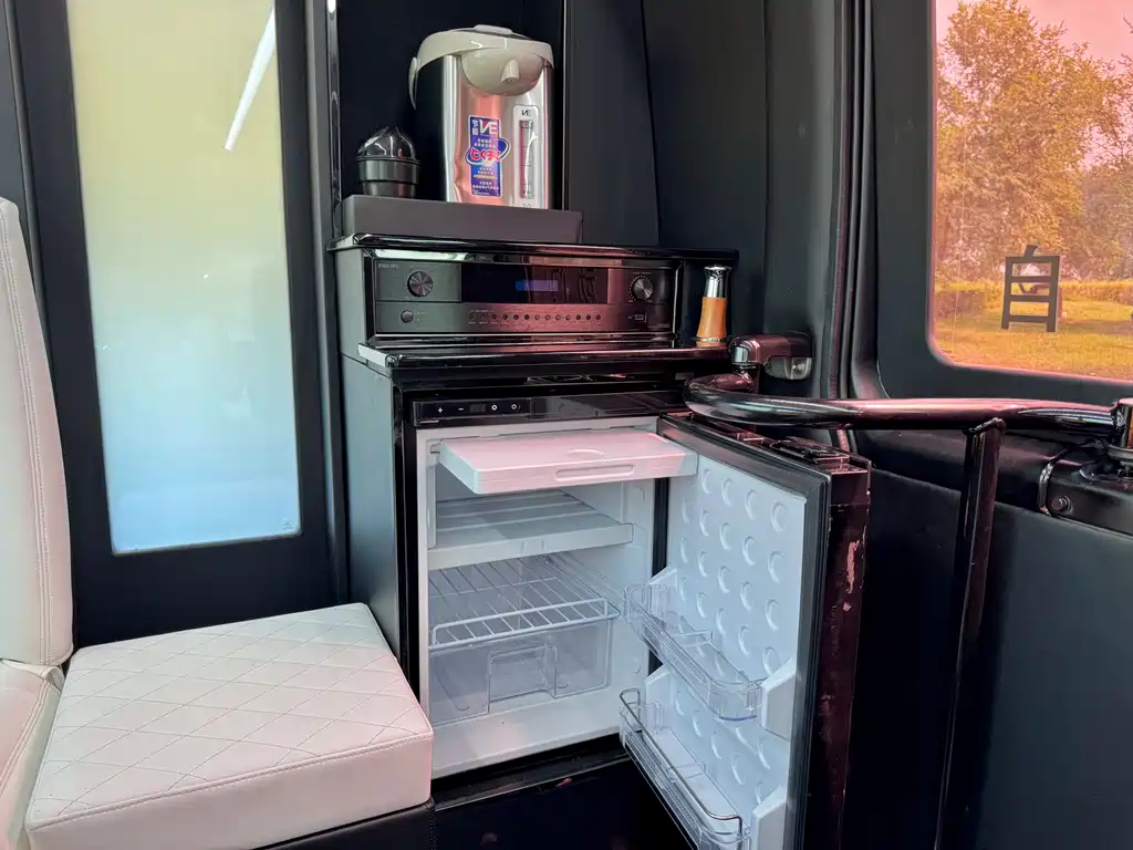 Toyota Coaster 2018 — фото 19
