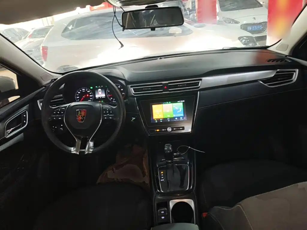 Roewe i5 2019 — фото 10