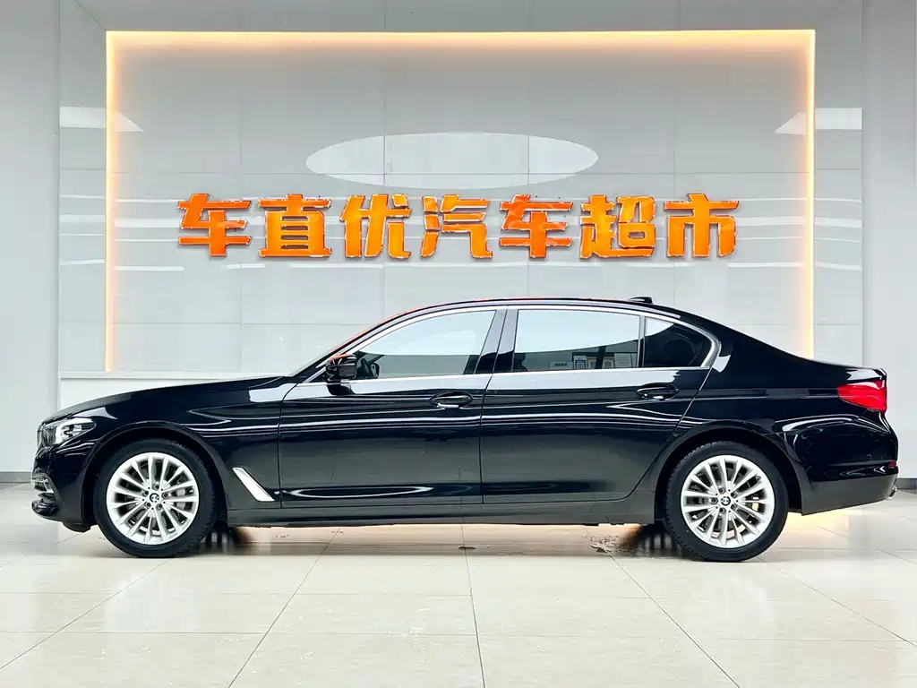 BMW 5 Series 2019