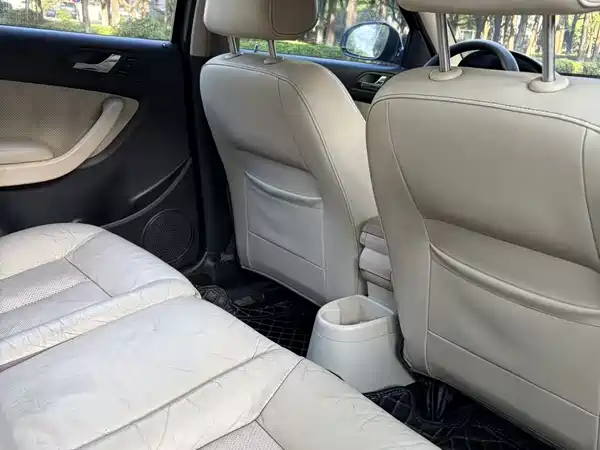 Volkswagen Lavida 2012