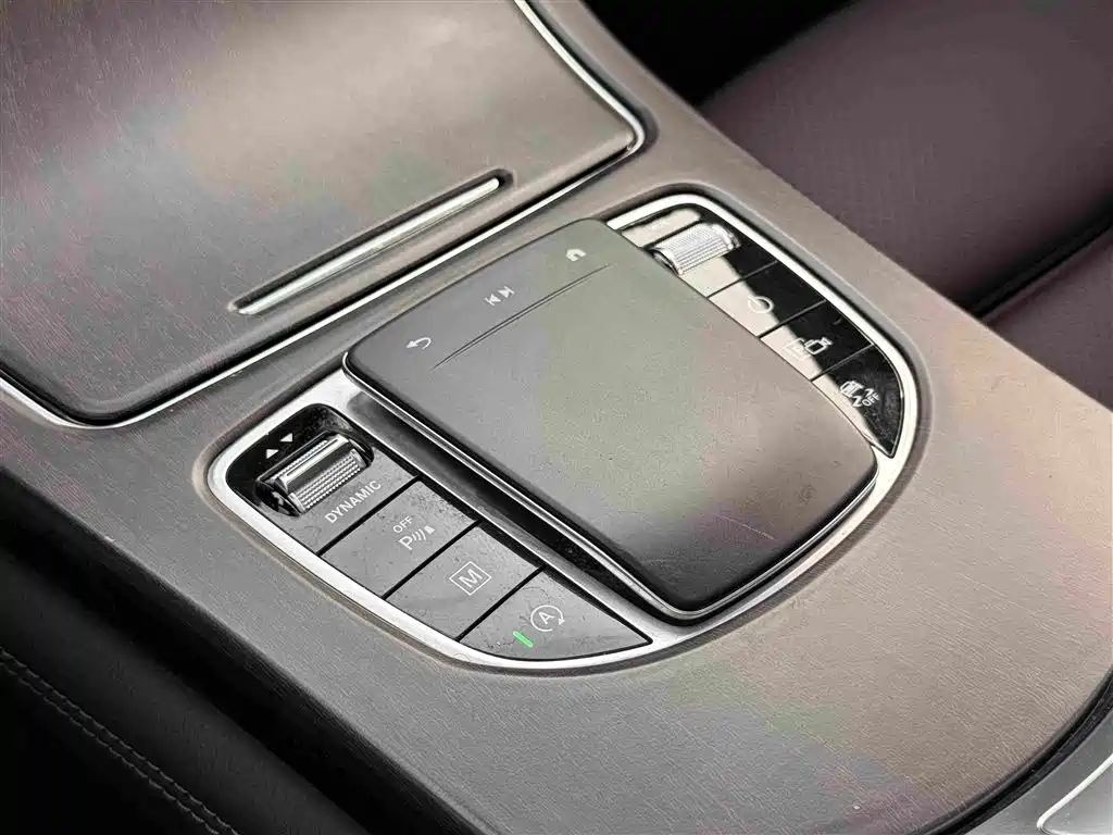 Mercedes-Benz GLC 2022 — фото 27