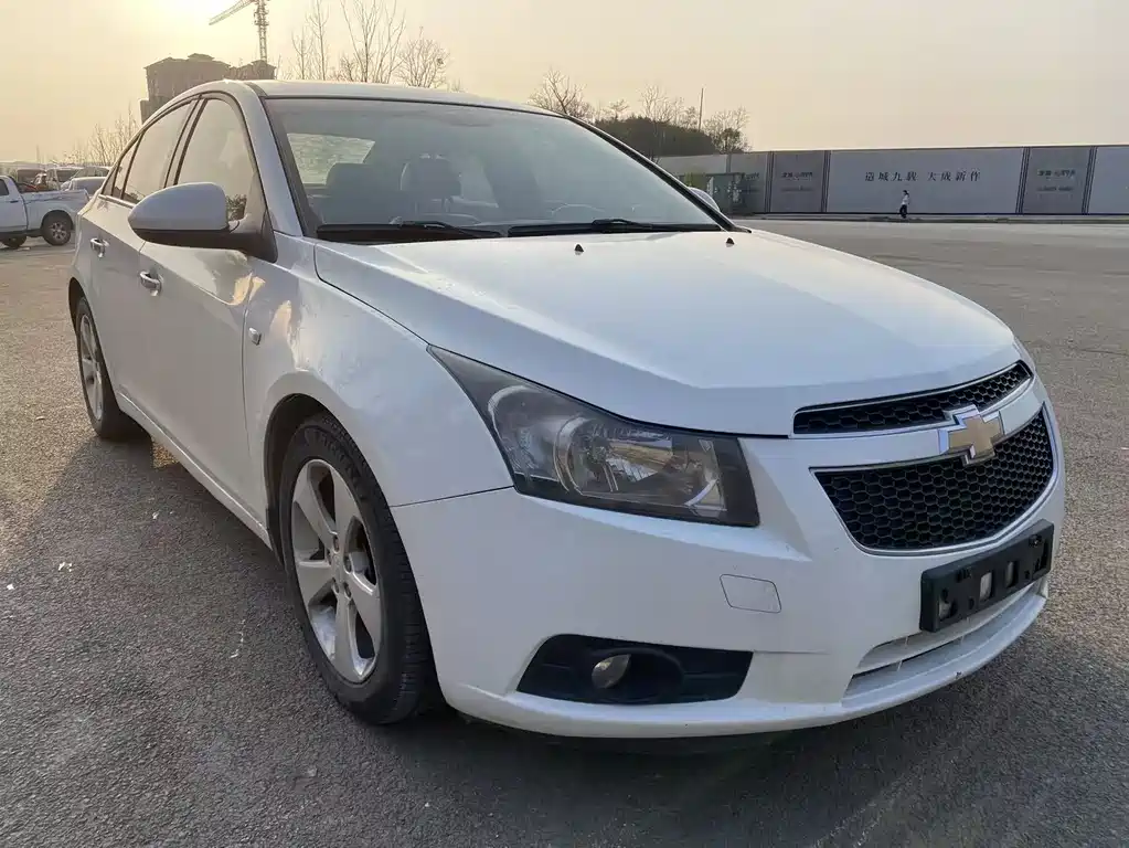 Chevrolet Cruze 2014 — фото 2