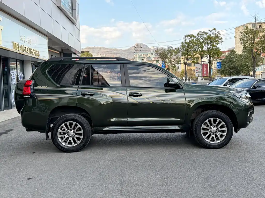 Toyota Prado 2019 — фото 4