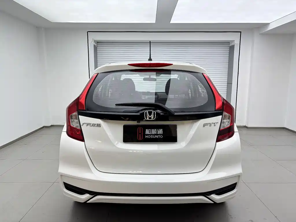 Honda Fit 2019 — фото 8