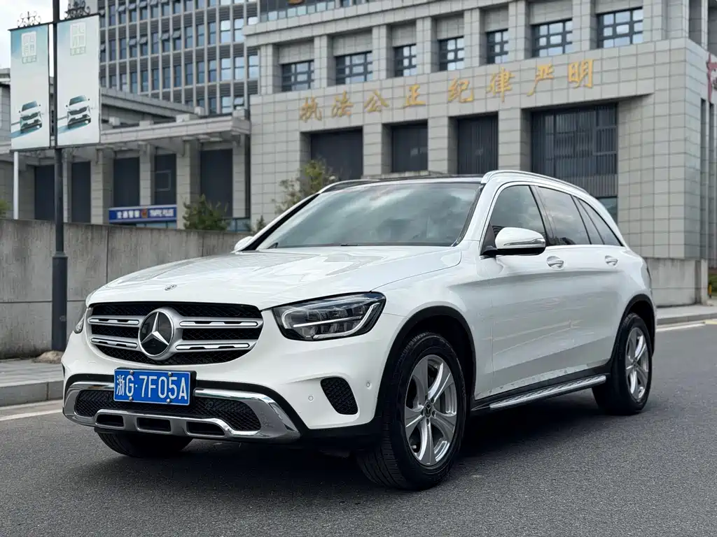 Mercedes-Benz GLC 2019 — фото 1