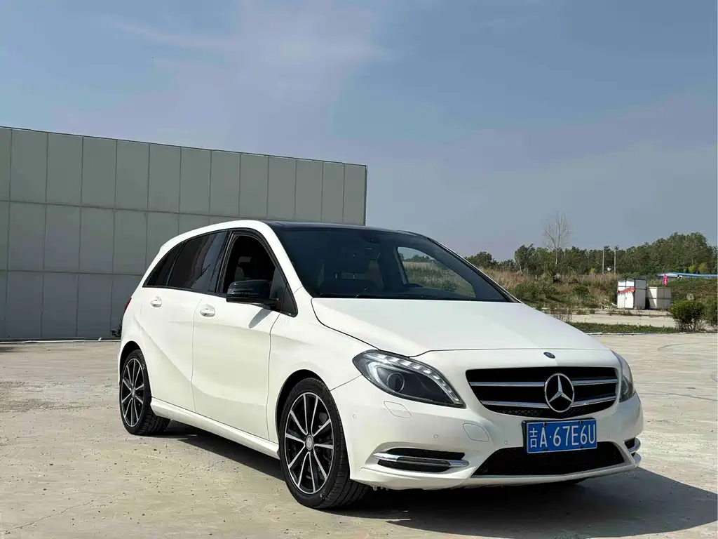 Mercedes-Benz B-Class 2014 — фото 3