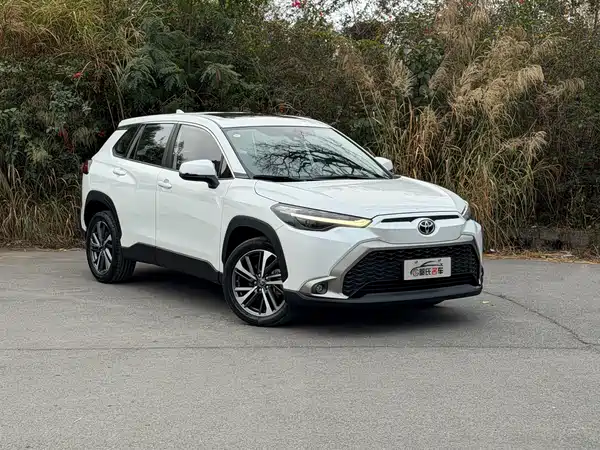 Toyota Frontlander 2022