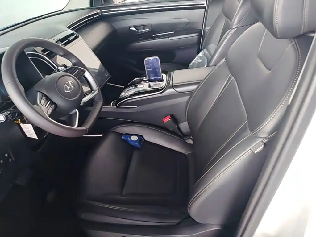 Hyundai Tucson 2022 — фото 15