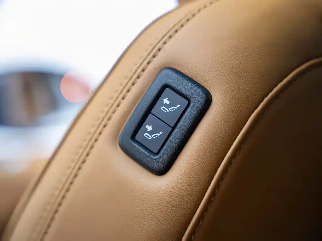 Land Rover Sport 2020 — фото 26