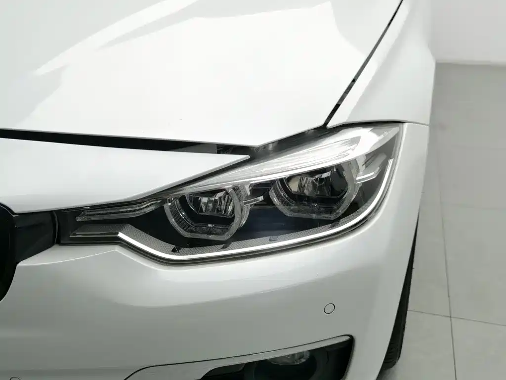 BMW 3 Series 2017