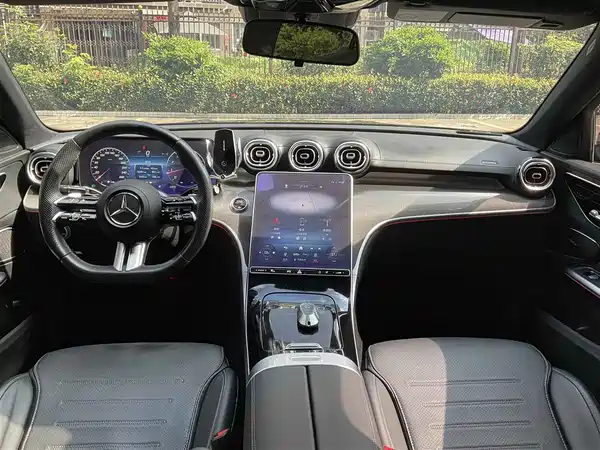 Mercedes-Benz C-Class 2022