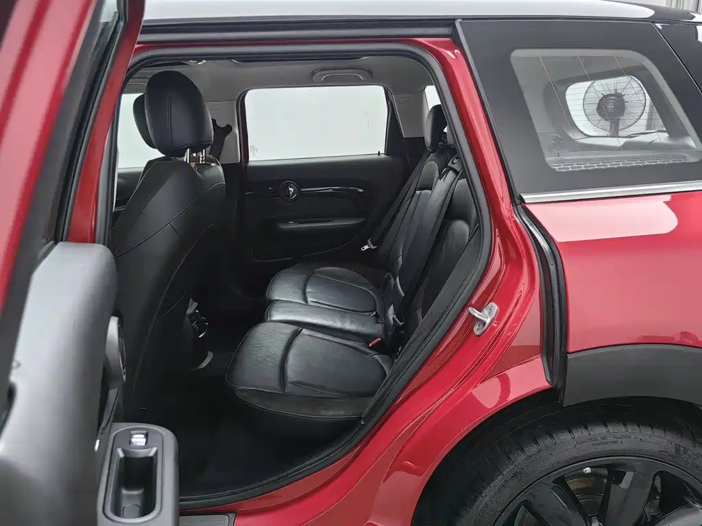MINI Clubman 2021 — фото 15