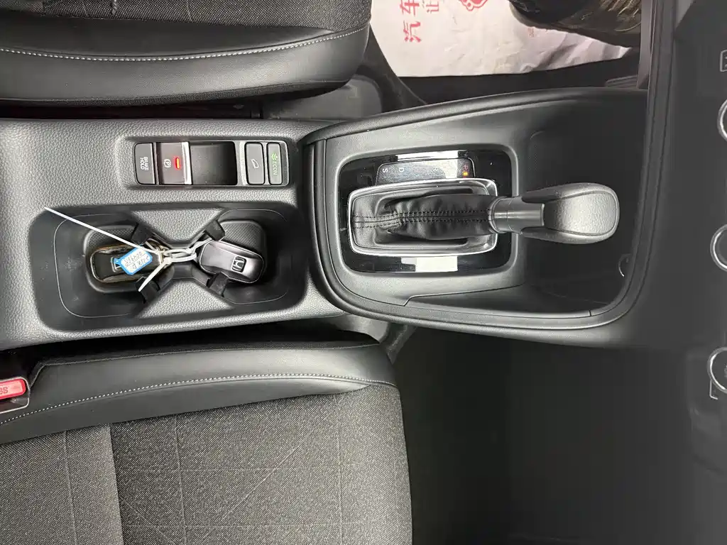 Honda Vezel 2023 — фото 13