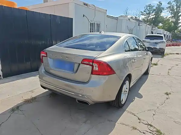 Volvo S60 2016