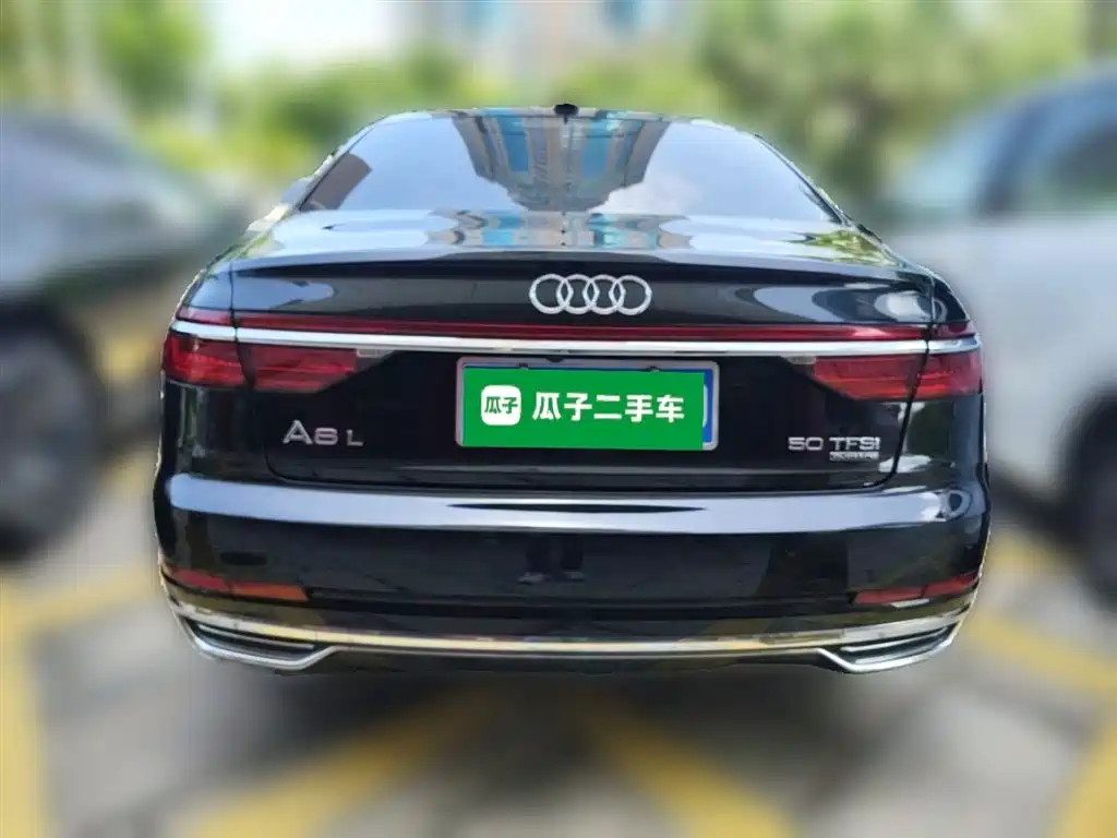Audi A8 2021 — фото 5