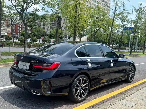 BMW 3 Series 2023
