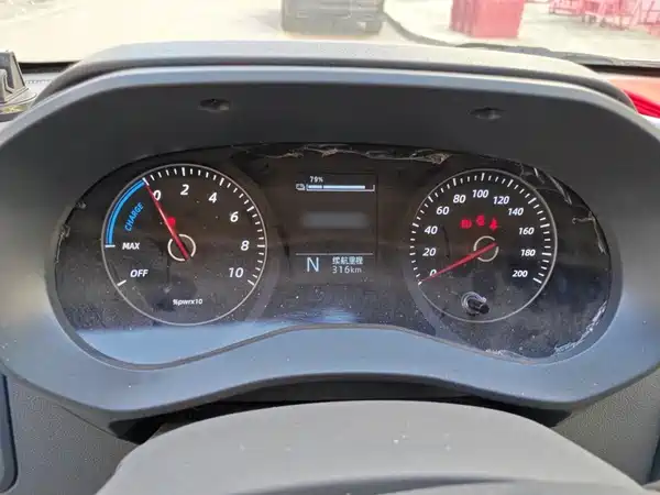 Wuling Yangguang 2025