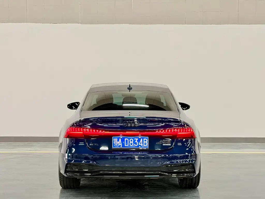 Audi A7L 2024 — фото 5