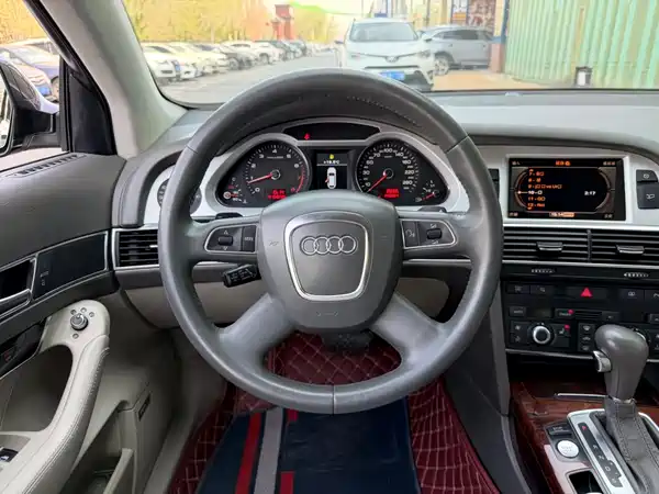 Audi A6L 2012