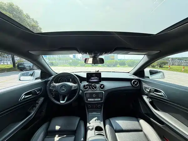 Mercedes-Benz CLA 2018