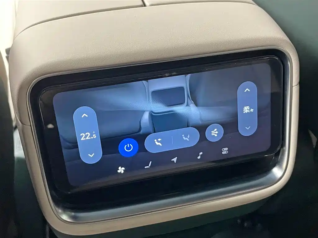 Xiaomi YU7 2025 — фото 21