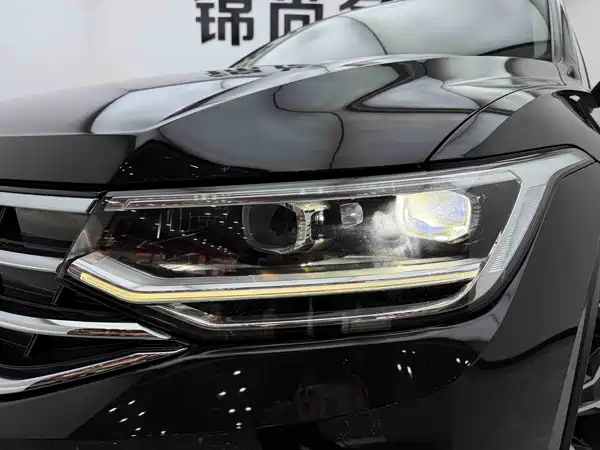 Volkswagen Tiguan L 2022