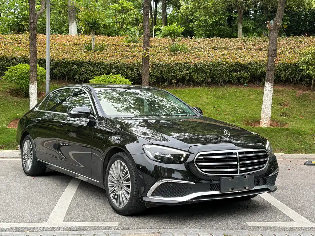 Mercedes-Benz E-Class 2021 — фото 3
